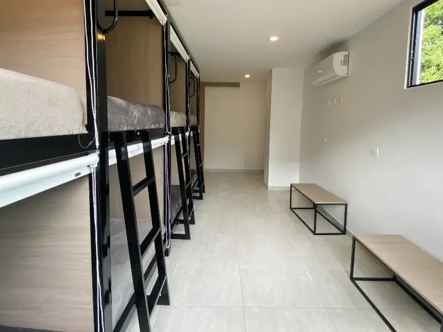 Habitación Grupal para 8 de Del Río con sus literas